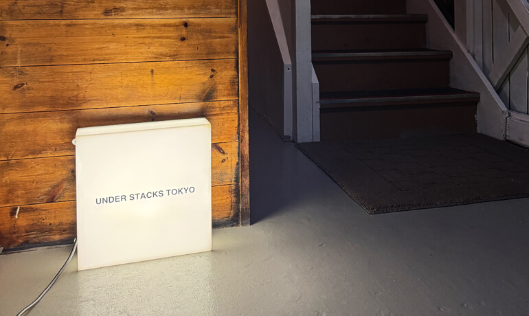 CARMEL CAFE & DINING（夜看板）